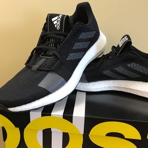 Adidas Senseboost Go W Women’s size 10.5 Black